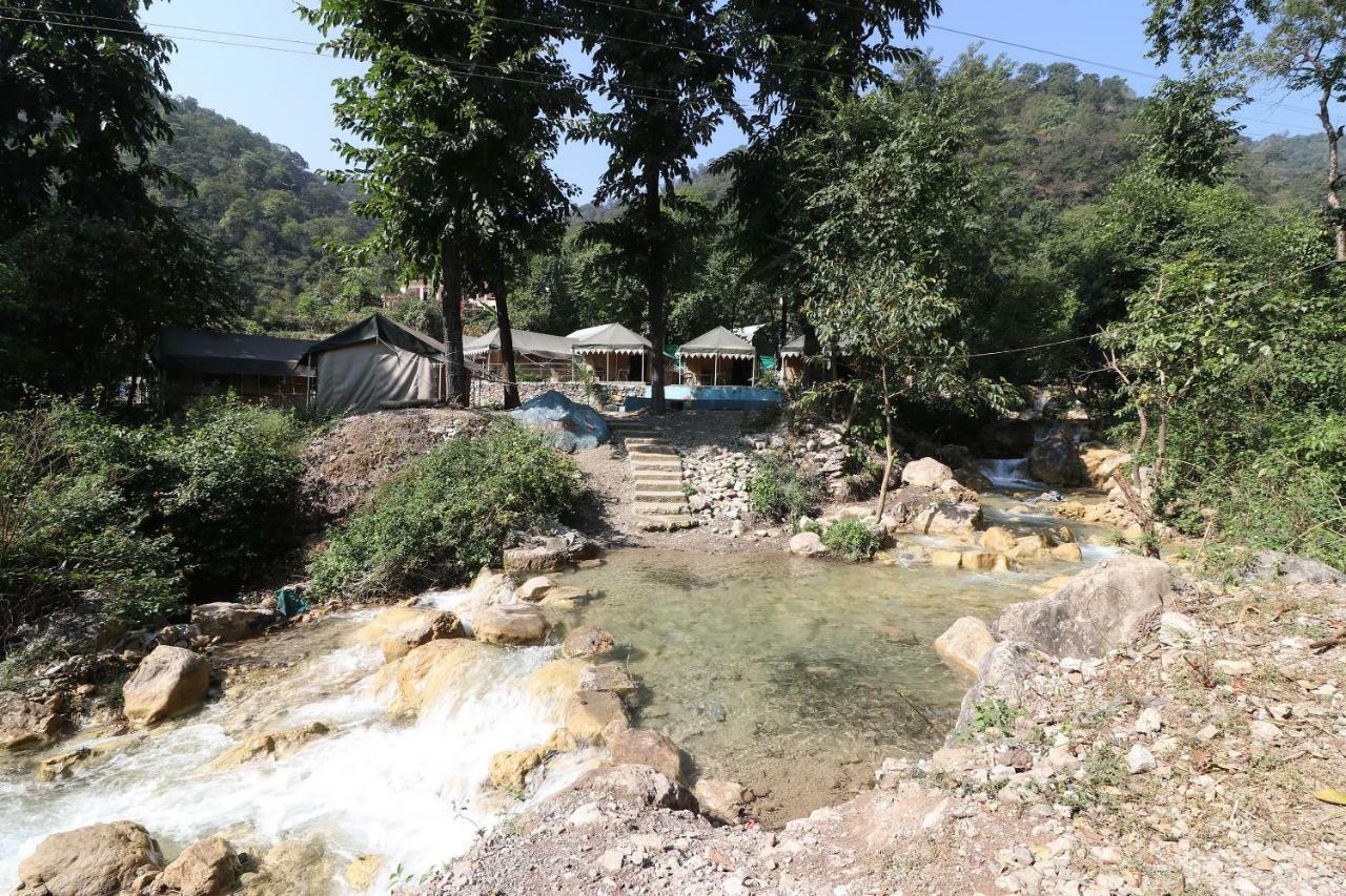 Oyo 23439 Tapovan Heights Camp & Resort Narendra Nagar Exteriör bild