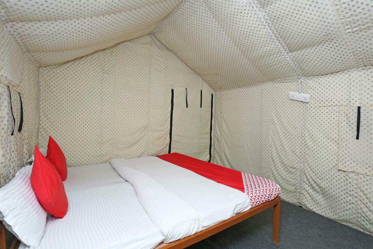 Oyo 23439 Tapovan Heights Camp & Resort Narendra Nagar Exteriör bild
