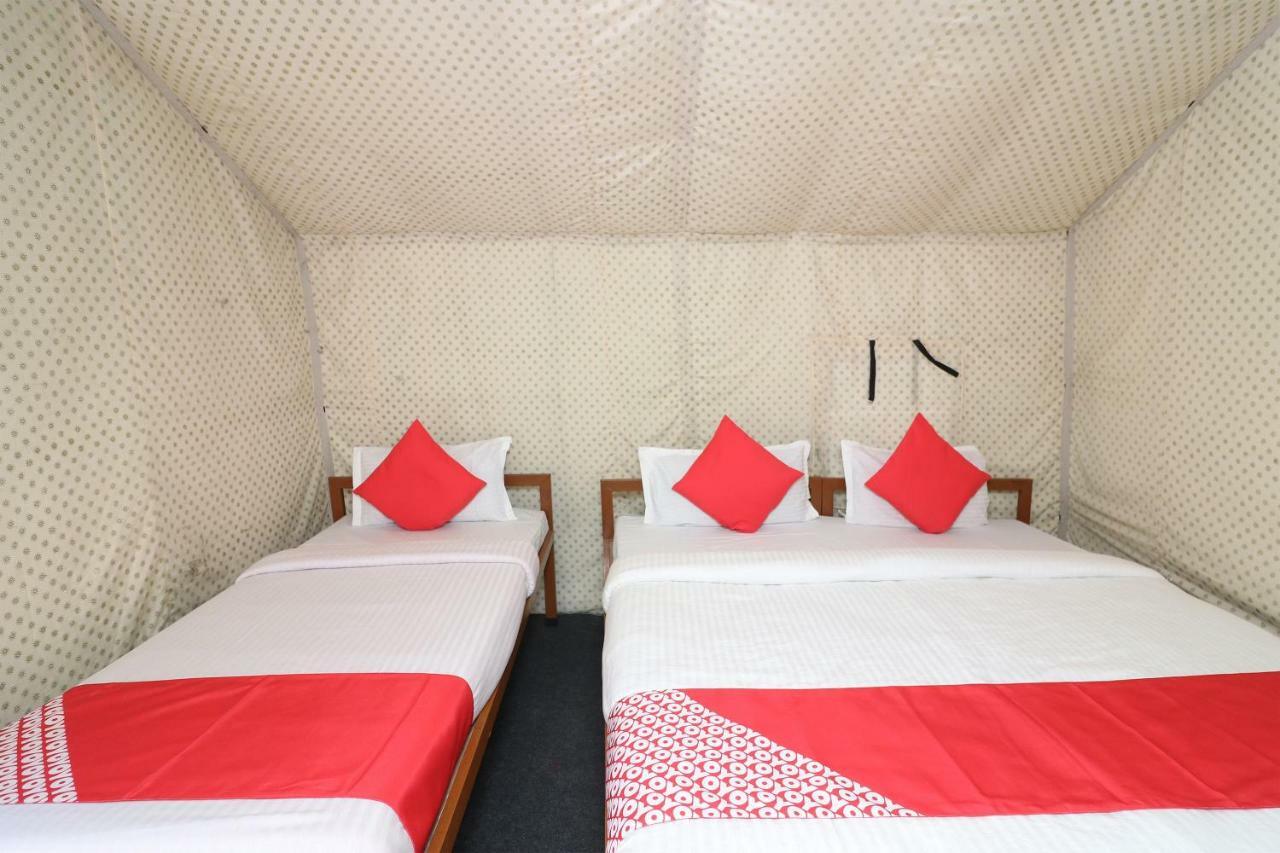 Oyo 23439 Tapovan Heights Camp & Resort Narendra Nagar Exteriör bild